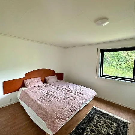 Leilighet Naert Sentrum Apartment